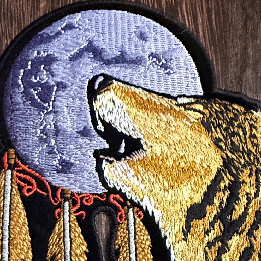 Patch Wolf And Moon Embroidered Patch - image 3